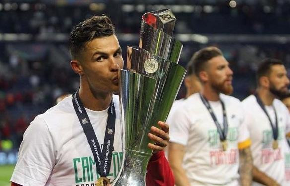 Ronaldo Portuqaliyanın ən yaxşı oyunçusu oldu