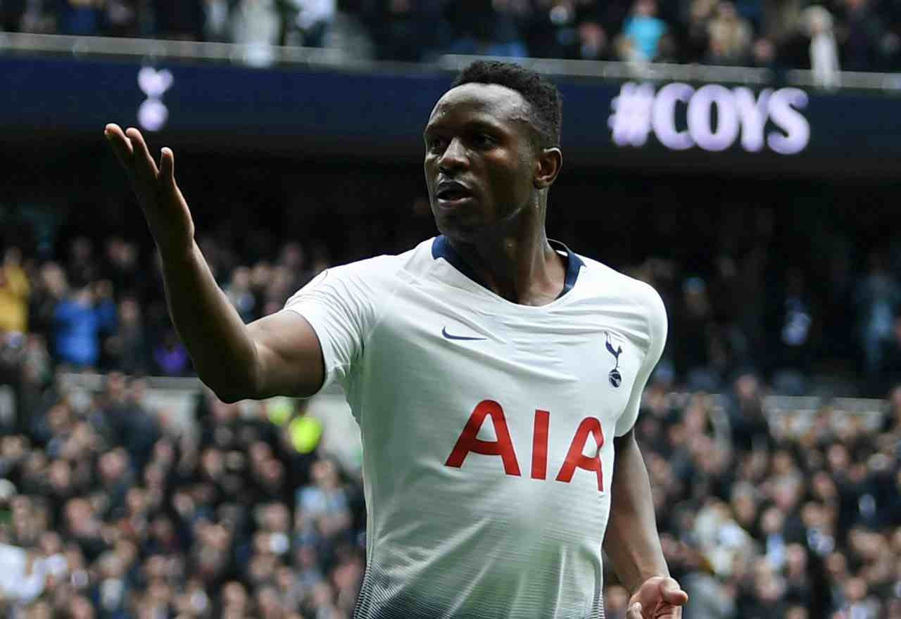 "Tottenhem" Vanyamanı Belçika klubuna satır