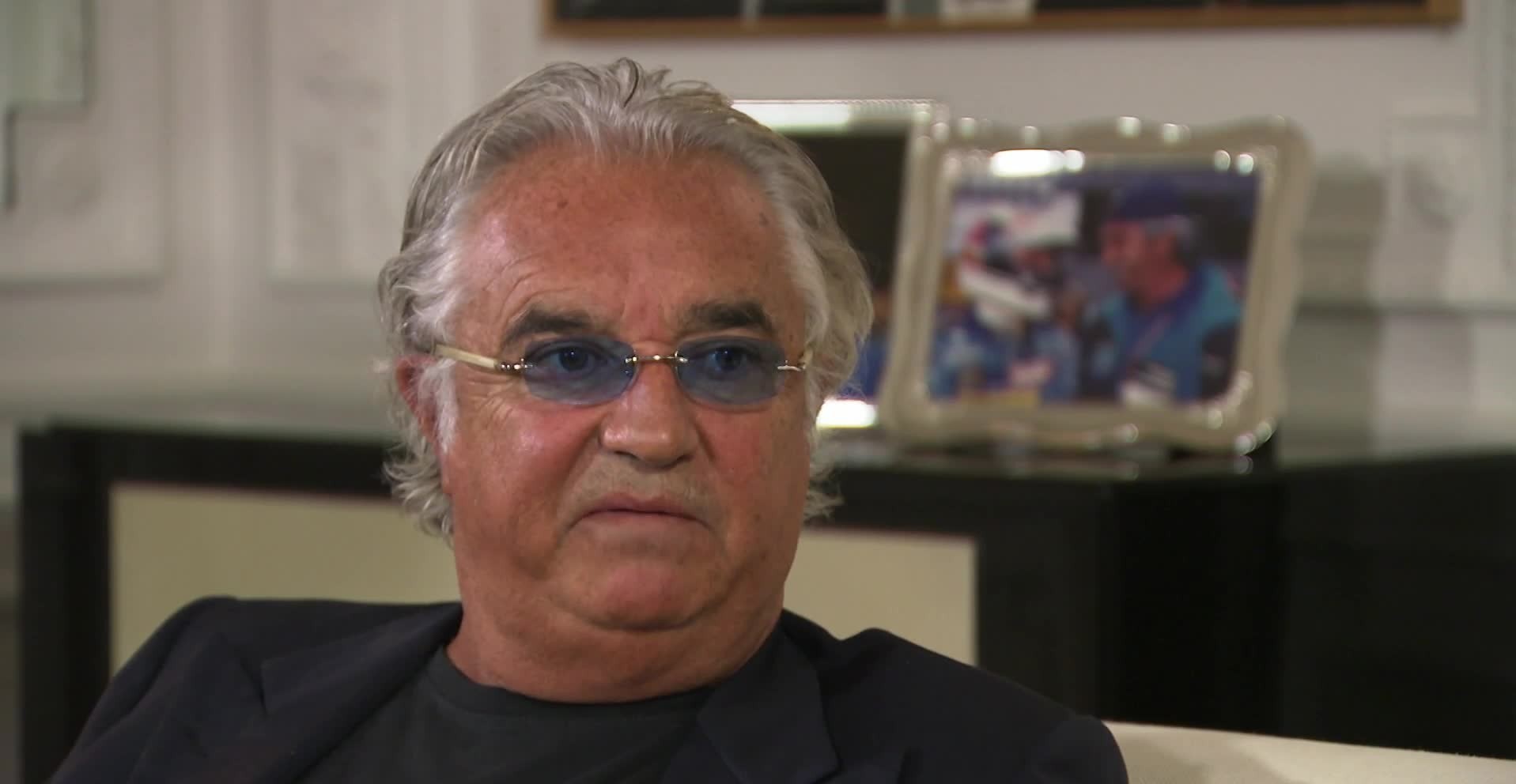 Flavio Briatore koronavirusa yoluxub