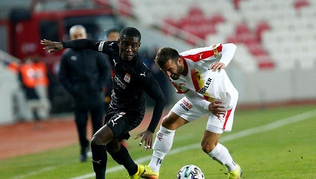 "Sivasspor" doğma meydanda "Göztəpə"yə məğlub olub