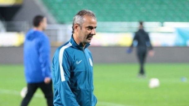 "Rizəspor"un baş məşqçisi İsmail Kartal istefa verib