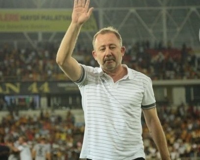 "Yeni Malatyaspor" Sərgən Yalçını istefaya göndərib