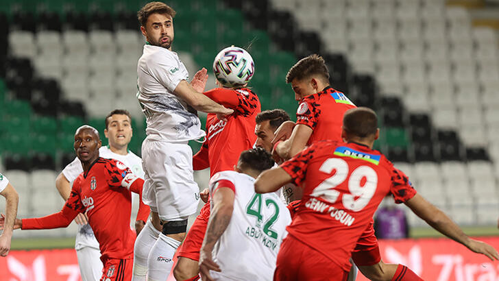 "Beşiktaş" yarımfinala yüksəlib