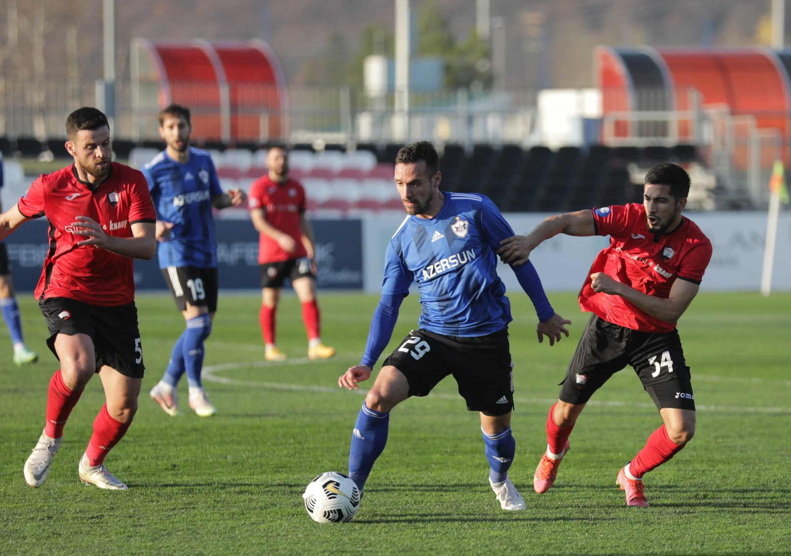 "Qəbələ" - "Qarabağ" oyununda hesab açılmayıb