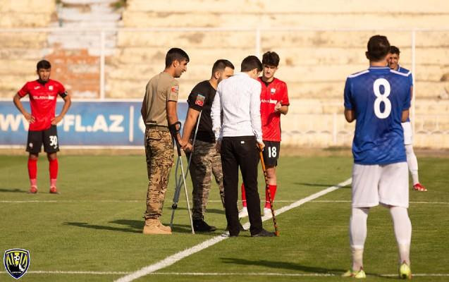 I Divizionun açılış matçında topa ilk toxunuşu Vətən müharibəsi qaziləri edib