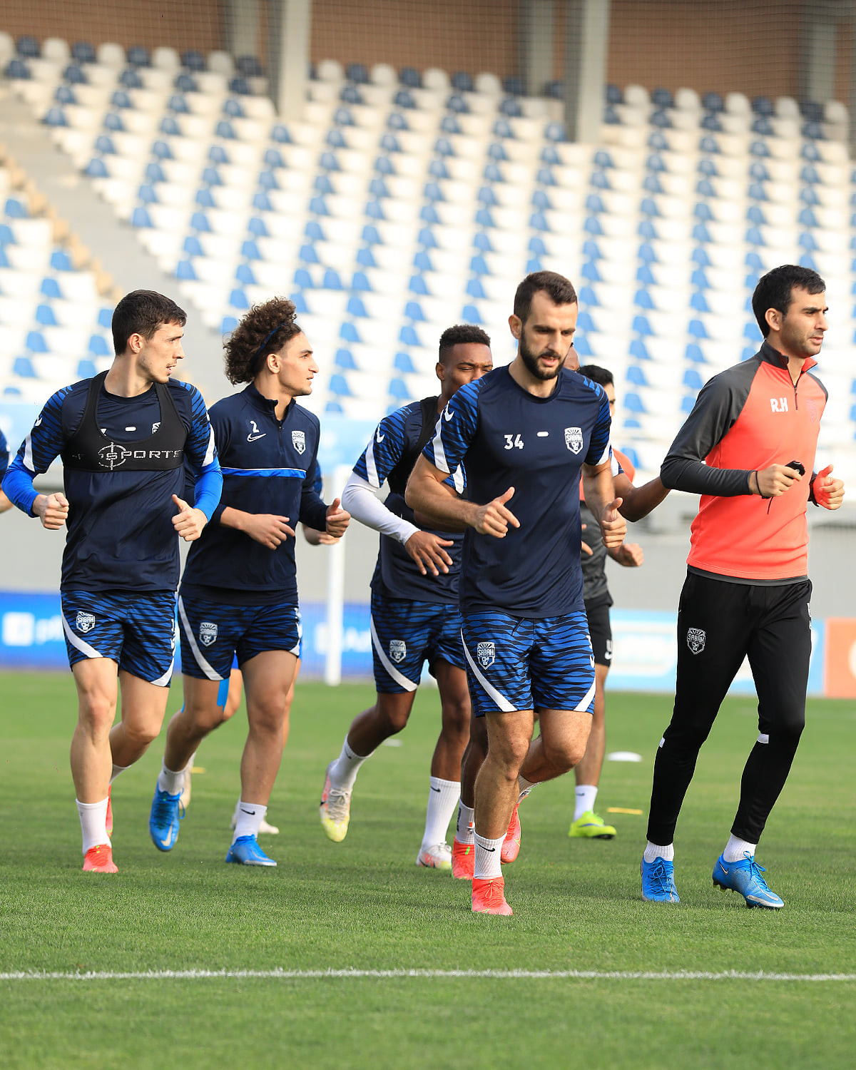 "Sabah" braziliyalı futbolçunu baxışdan keçirir