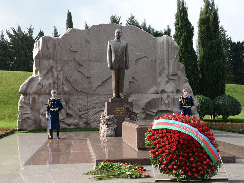 Bugünkü qüdrətli Azərbaycan Heydər Əliyev ideyalarının təntənəsidir