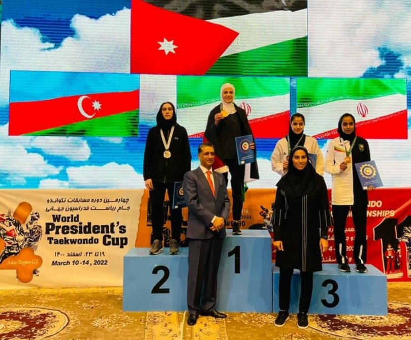 İranda "President Cup" turnirində daha bir qadın taekvondoçumız medal qazanıb