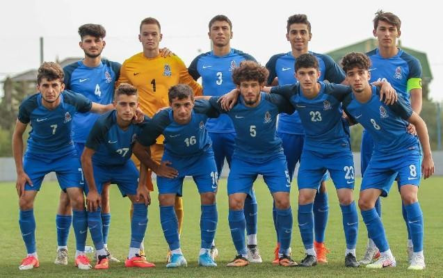 U-19 millimiz bolqarıstanlı yaşıdlarına uduzub