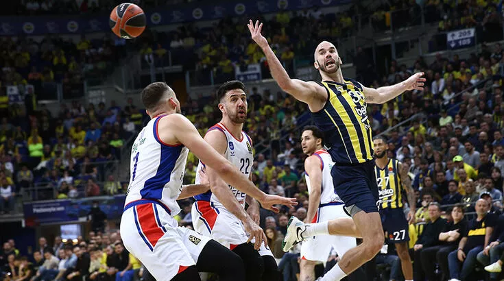 "Anadolu Efes" pley-offa vəsiqə imkanını itirdi