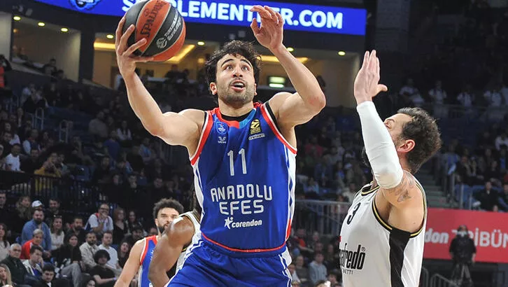 "Anadolu Efes" son şanslarından istifadə edir