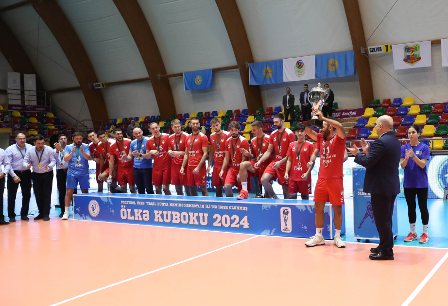 Kişi və qadın voleybolçular arasında qaliblər müəyyənləşib