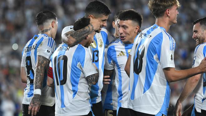 Argentina və Braziliya milliləri böyükhesablı qələbə qazandı