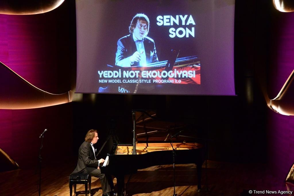 Pianoçu-bəstəkar Senya Sonun Bakıda ilk solo konserti