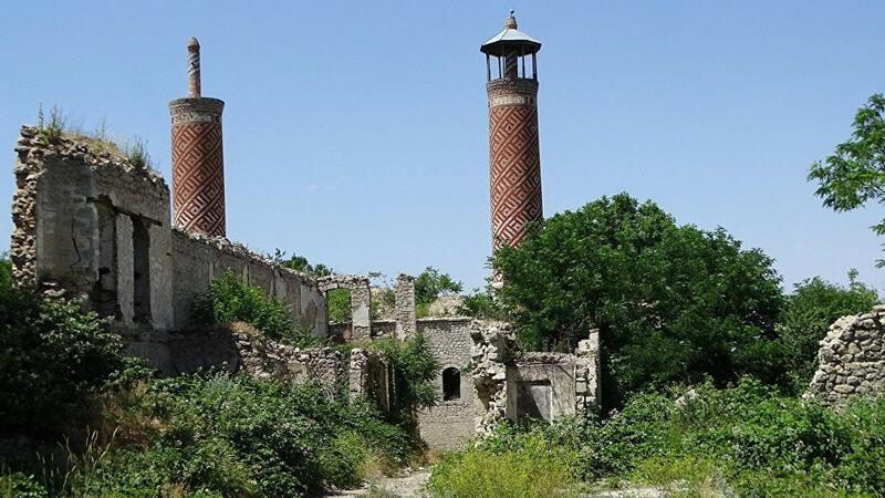 UNESCO: “Şuşada salamat tarixi bina qalmayıb, 11 məscid məhv edilib”