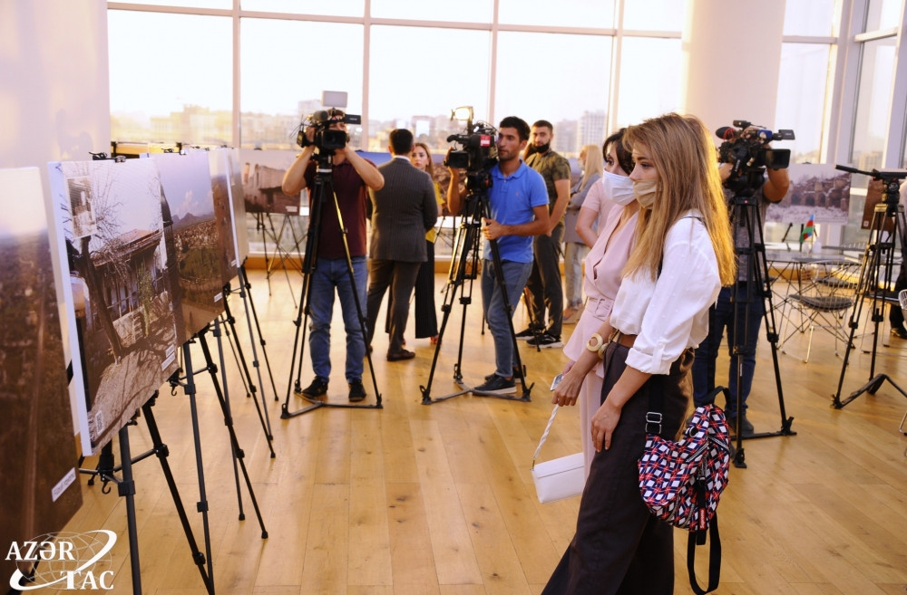 “Karabakh.Center” layihəsi çərçivəsində fotosərgi açılıb