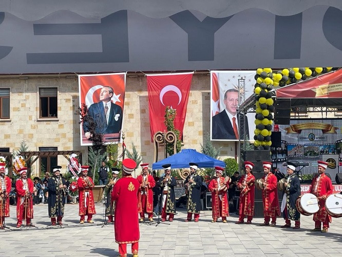 Türkiyənin Bayburt şəhərində Beynəlxalq Dədə Qorqud Festivalının açılışı olub