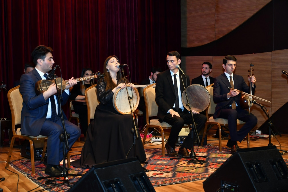 “Gəncliyin səsi” festivalının ilk konserti Beynəlxalq Muğam Mərkəzində təqdim olunub