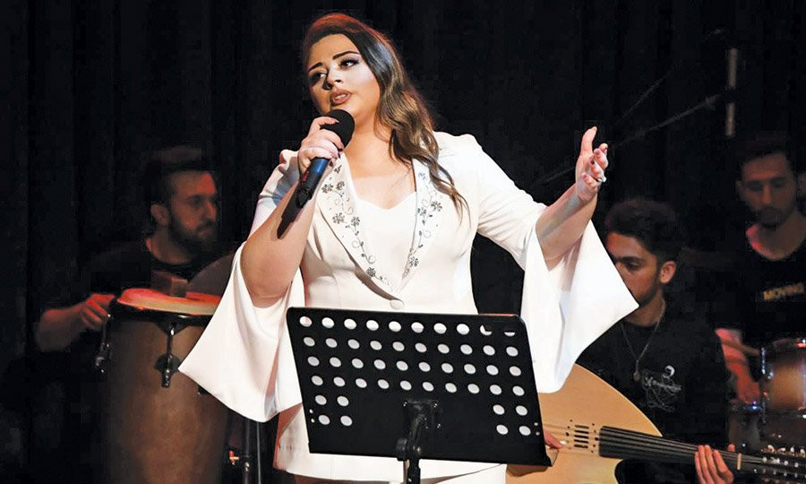 Gənc ifaçı Almaxanım Əhmədli ilk böyük solo konsertinə hazırlaşır