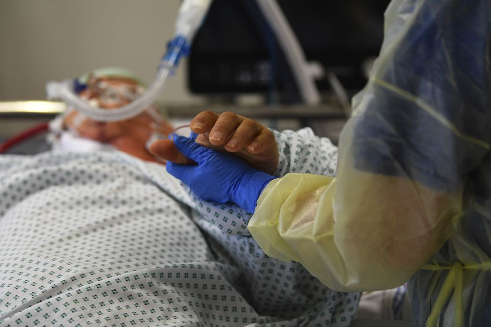 COVID-19-a yoluxmuş 9 nəfər vəfat edib