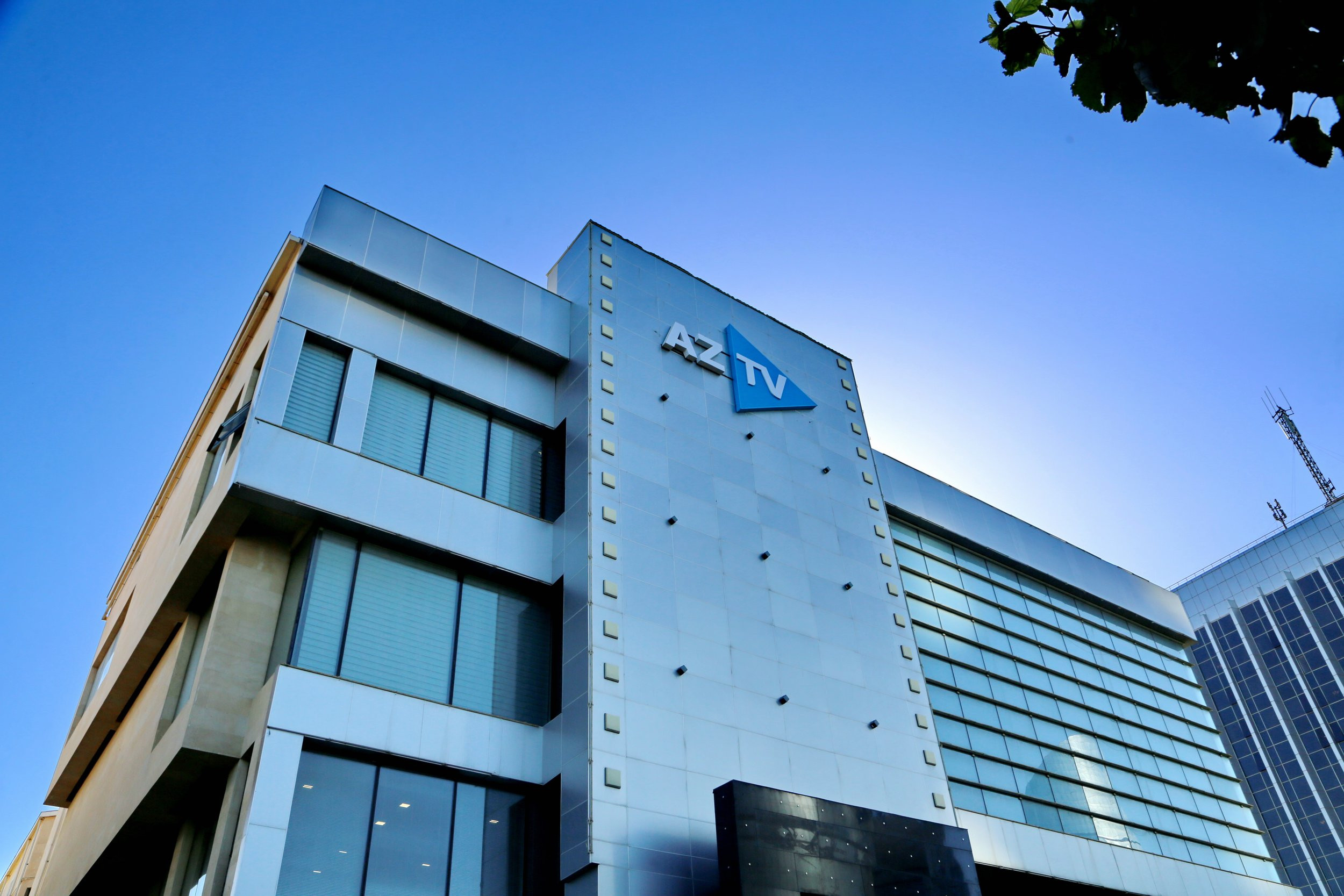 AzTV “Qızıl Fond”unu açdı –<mark>YENİ LAYİHƏ<mark>