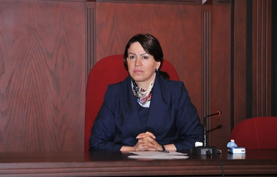 Ирада Гюльмамедова освобождена от должности главы исполнительной власти