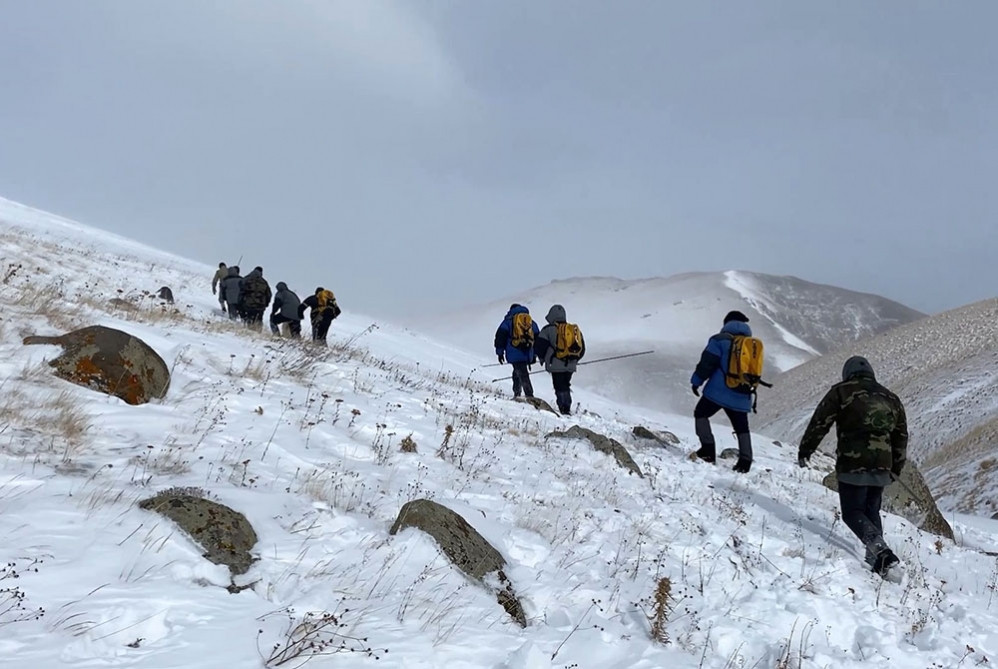 Kəlbəcərdə yolu azan hərbi qulluqçumuzun axtarışı davam edir