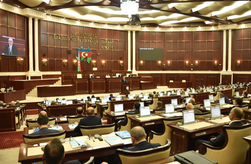 Началась весенняя сессия Милли Меджлиса