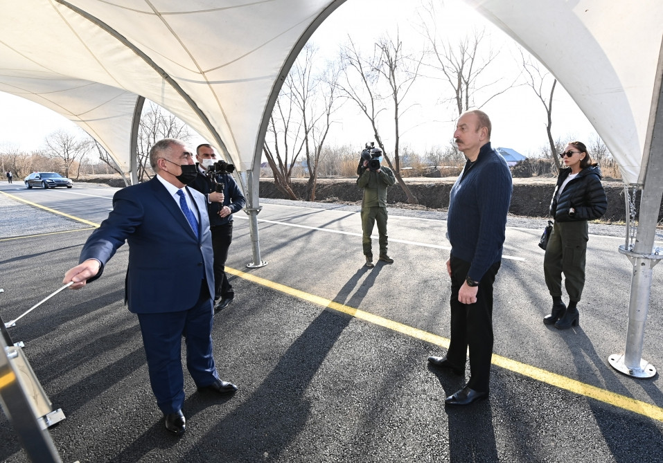 Azerbaijani President, First Lady attend opening of newly renovated Avshar–Salmanbayli–Ashaghi Avshar–Khojavand highway in Aghjabadi