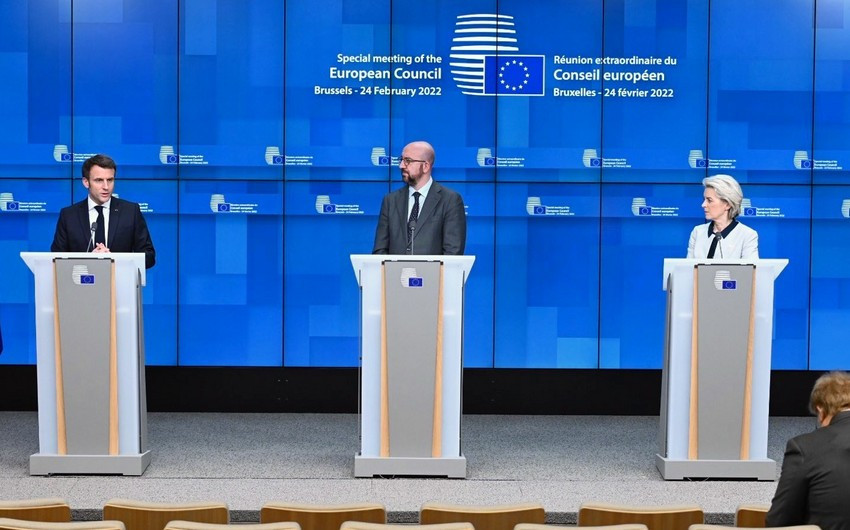 ЕС ввел ряд жестких санкций против России