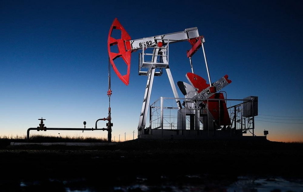 Oil prices drop on world markets