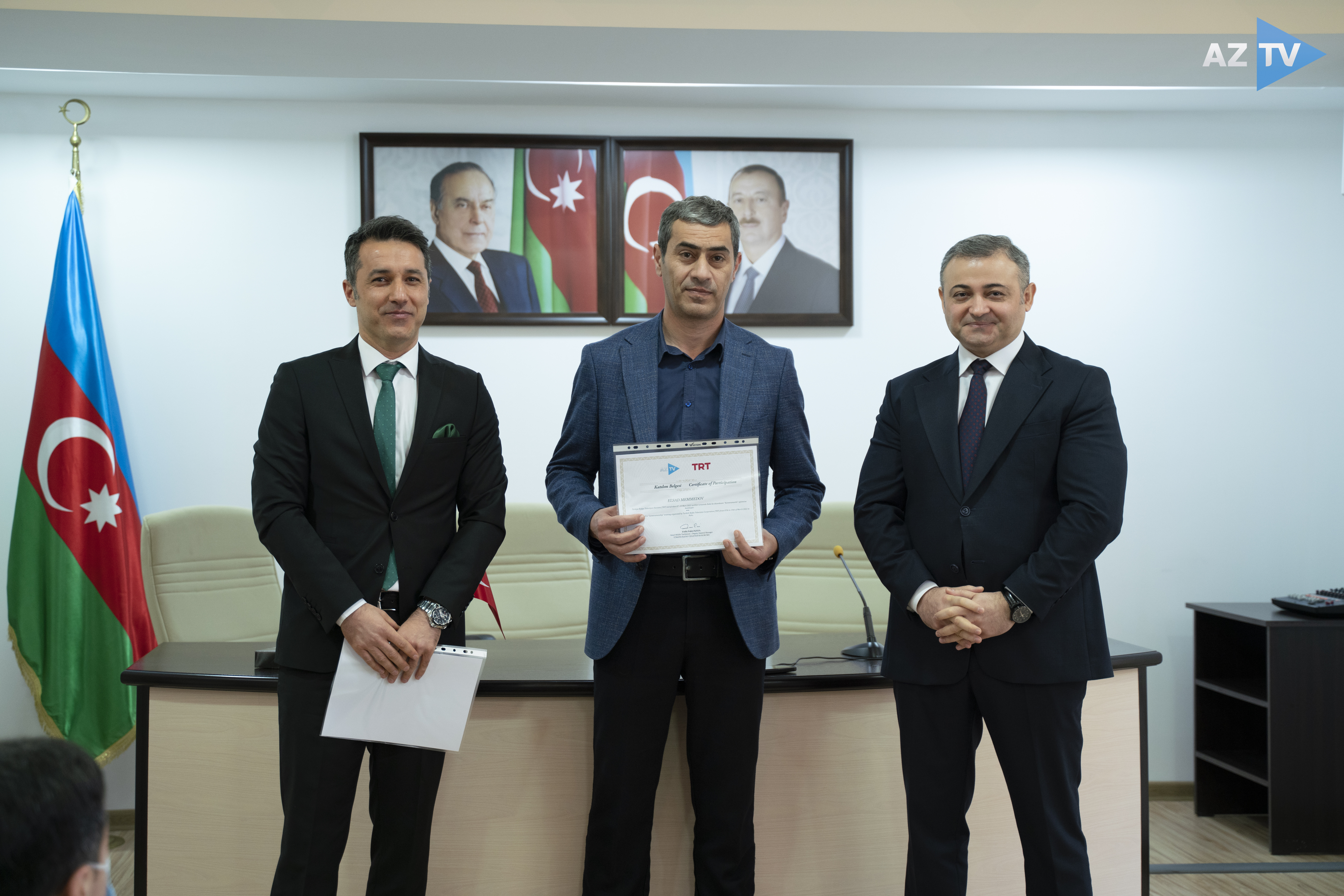 TRT AzTV əməkdaşlarını təltif edib