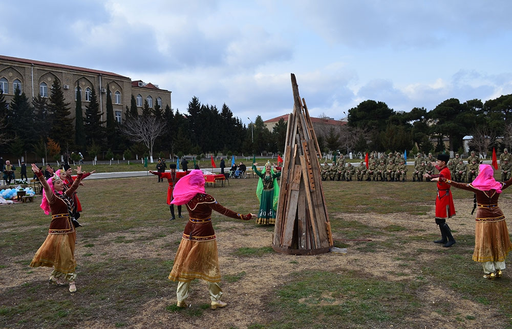 Azərbaycan Ordusunda Novruz bayramı münasibətilə silsilə tədbirlər keçirilib