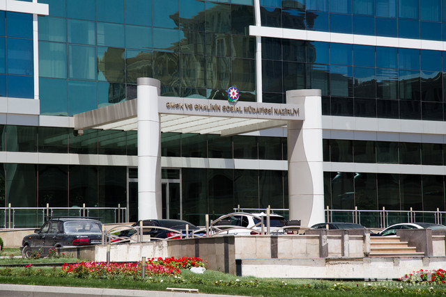 Prezidentin Sərəncamı 100 min pensiyaçını əhatə edir