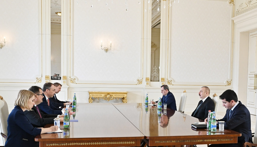 Azerbaijani President receives delegation led by EU Special Representative for South Caucasus