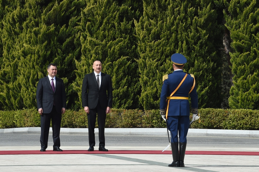 Official welcome ceremony held for President of Kyrgyzstan