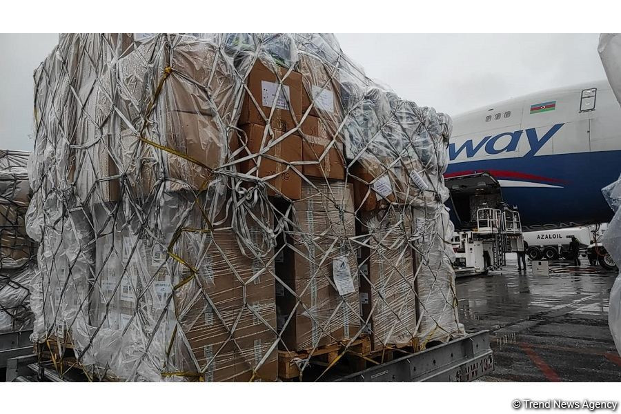 Из Азербайджана в Украину отправлена очередная партия гуманитарной помощи