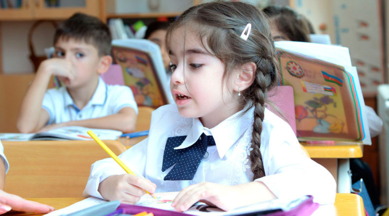 Birinci siniflərə şagird qəbuluna gələn həftədən start veriləcək