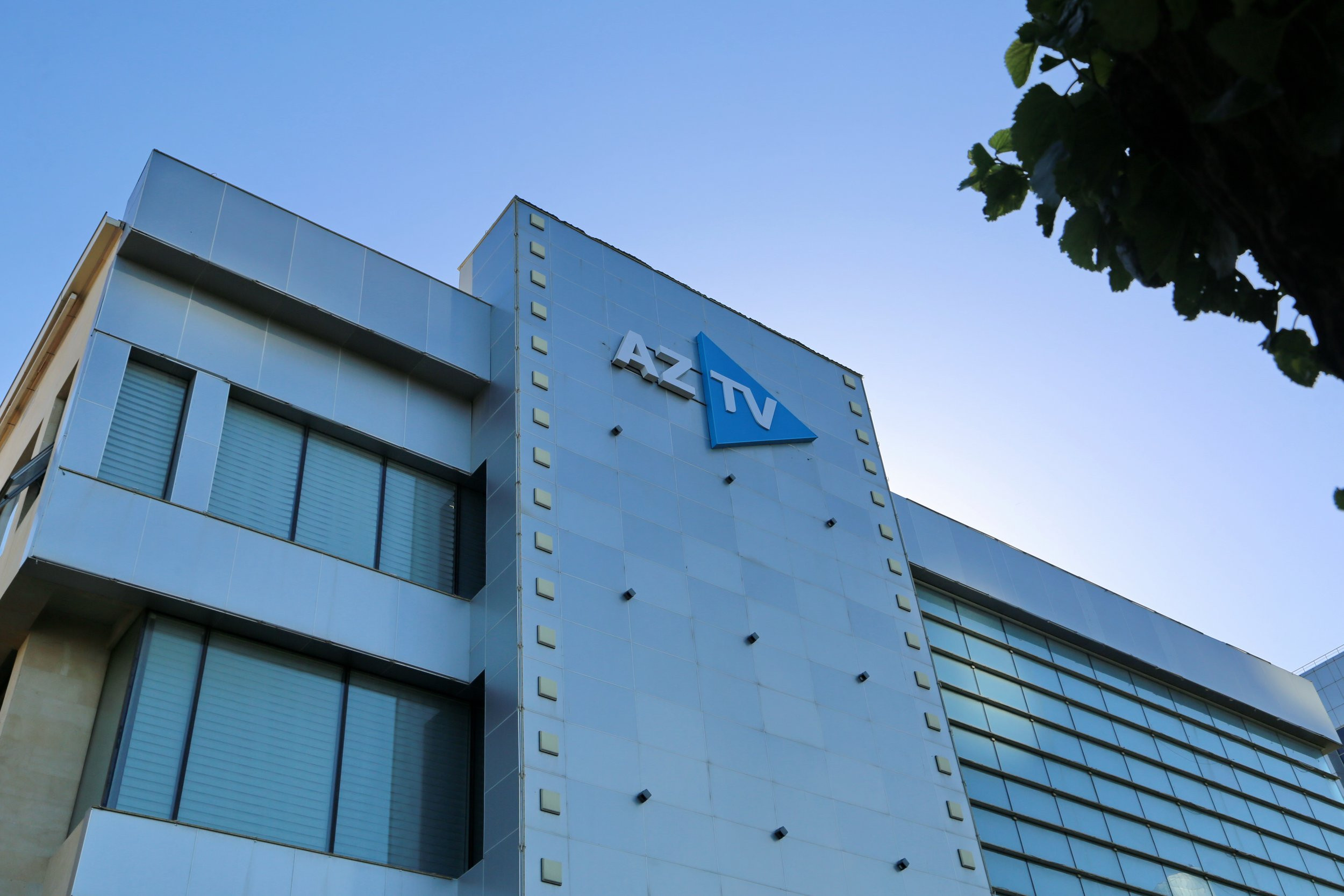 Gəncədə AzTV ilə bağlı sorğu keçirildi –<mark>NƏTİCƏLƏR<mark>