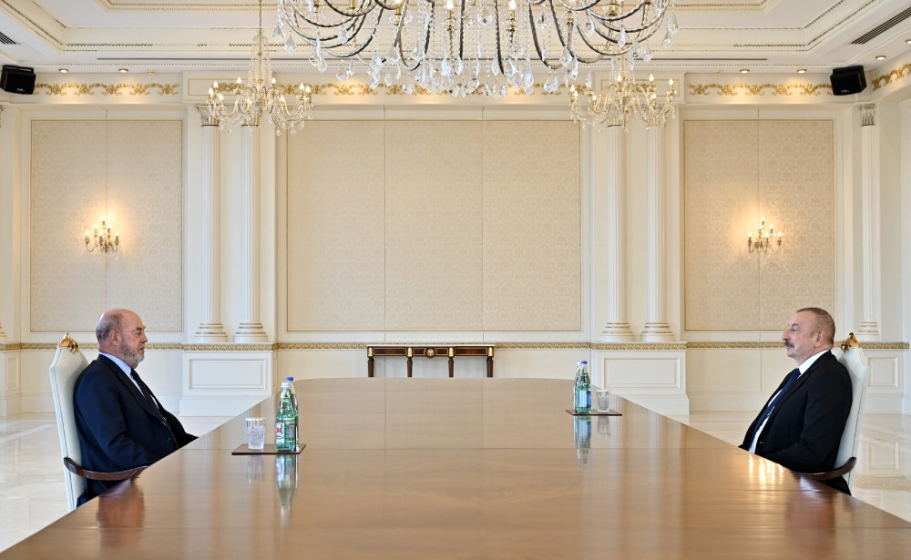 President Ilham Aliyev receives president of world and European karate federations