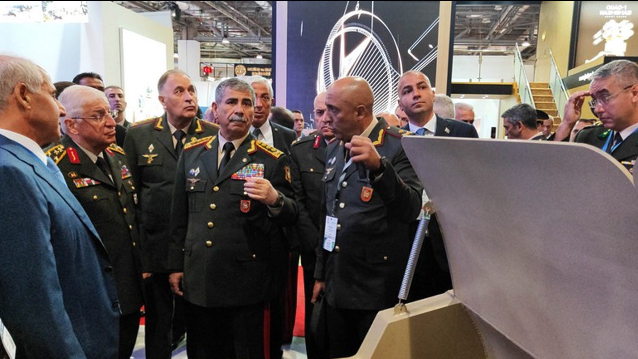 Azerbaijan’s mine-detecting robot showcased at ADEX exhibition