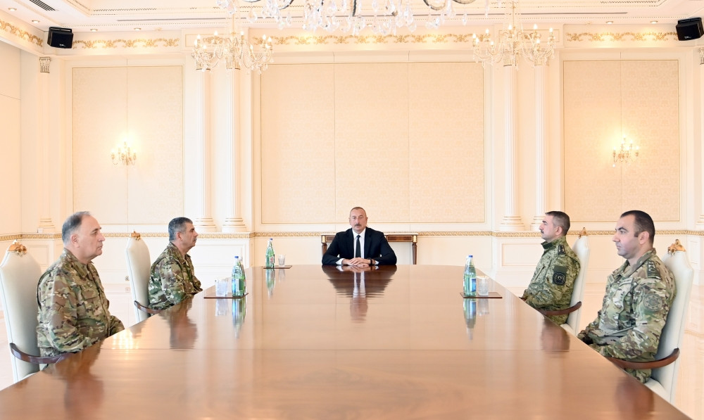 President Ilham Aliyev held operational meeting with participation of leadership of Armed Forces