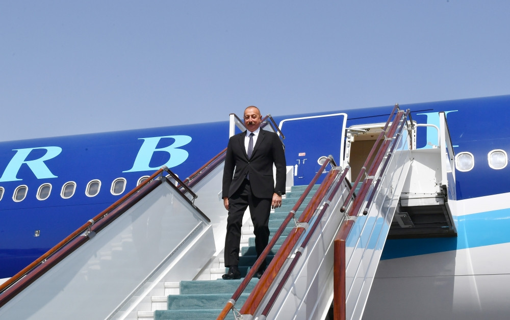 President Ilham Aliyev arrived in Uzbekistan for visit