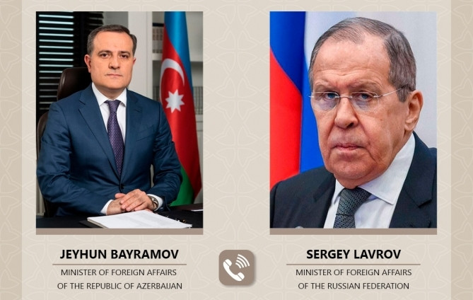 Azerbaijani, Russian FMs hold phone talk