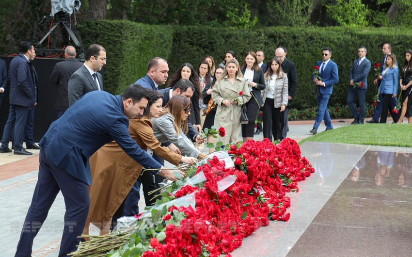 Азербайджанский народ чтит память общенационального лидера