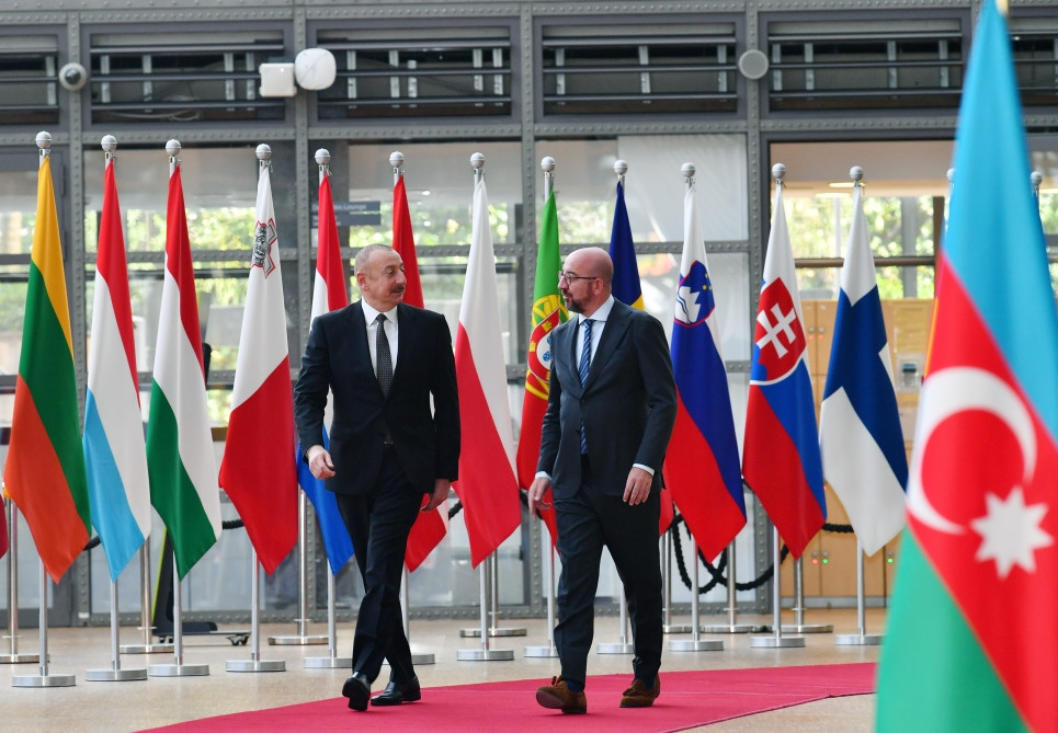President Ilham Aliyev holds one-on-one meeting with President of European Council Charles Michel