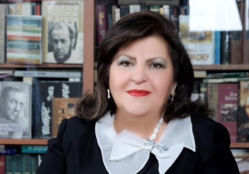 Земфира Сафарова награждена орденом "Шохрат"