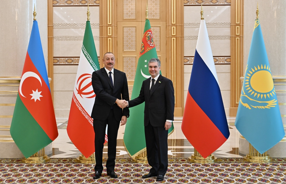 President Ilham Aliyev met with Chairman of People's Council Chamber of National Assembly of Turkmenistan Gurbanguly Berdimuhamedov