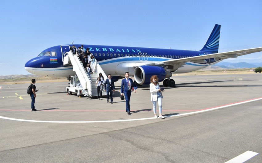 Young people from around 60 NAM countries leave for Shusha