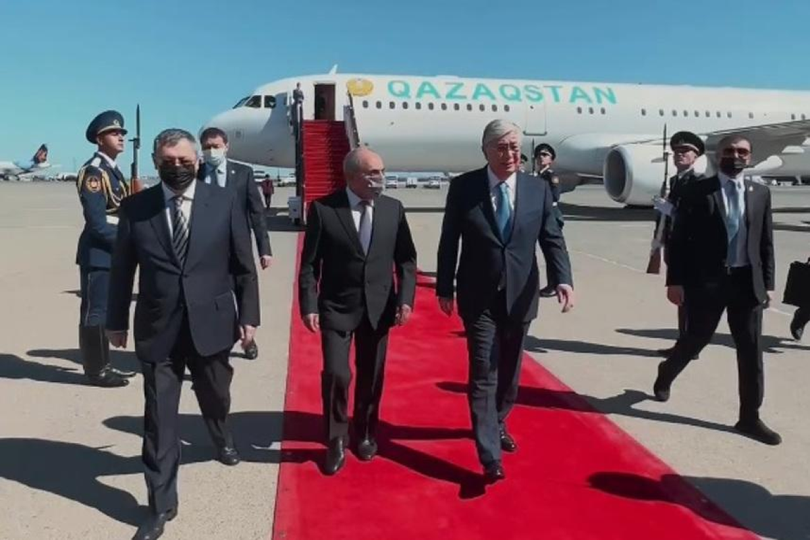 Kazakh President Kassym-Jomart Tokayev arrives in Azerbaijan for official visit